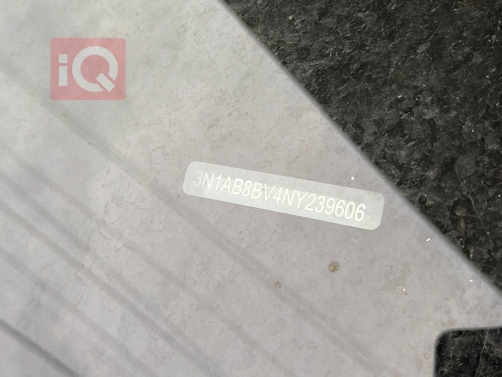 نیسان سێنترا